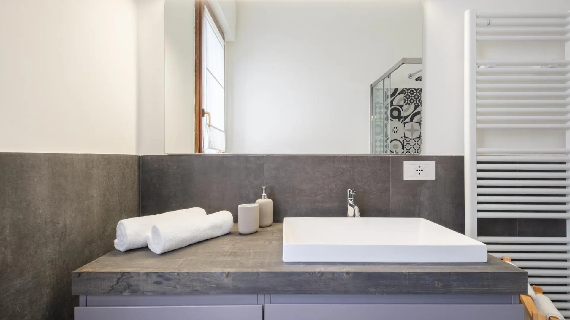 Oasis Of Tranquility Just Minutes From Downtown Apartment Bologna Italy
