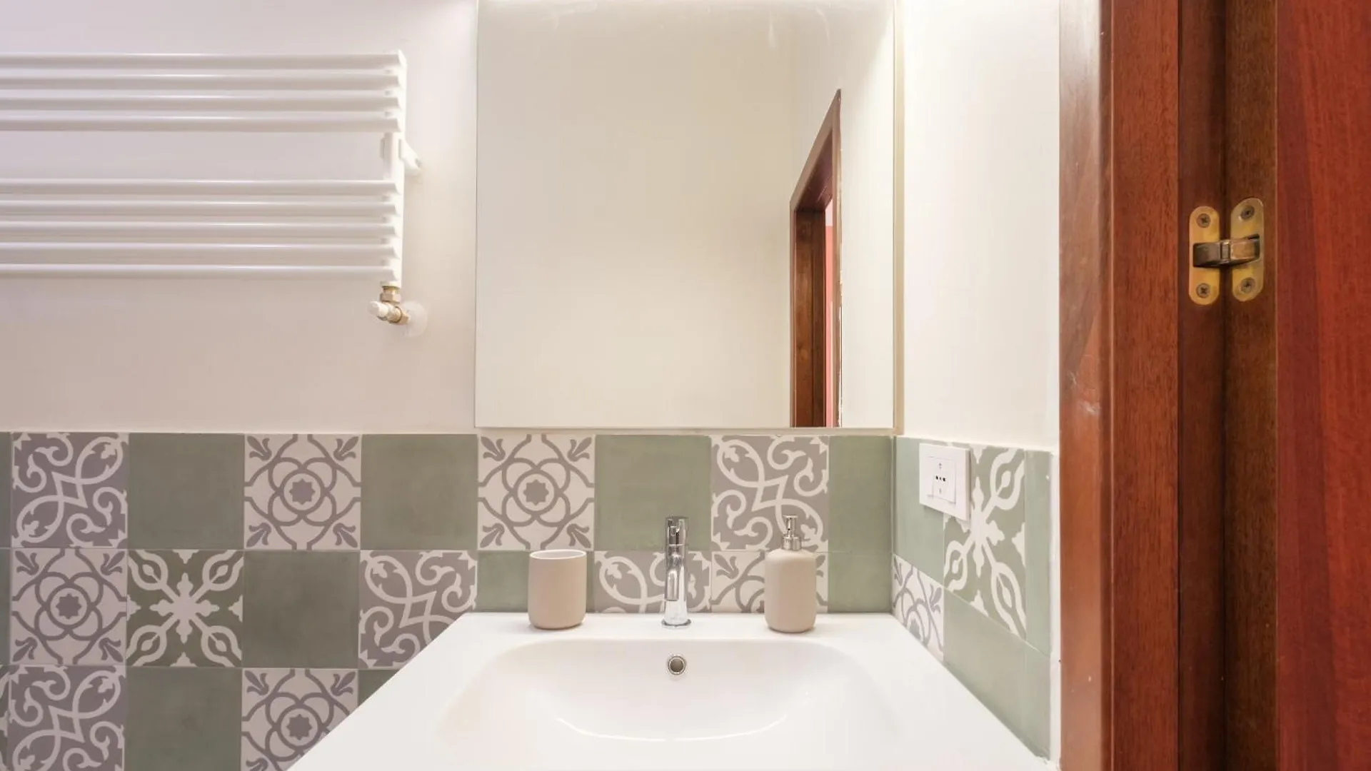 Oasis Of Tranquility Just Minutes From Downtown Apartment Bologna